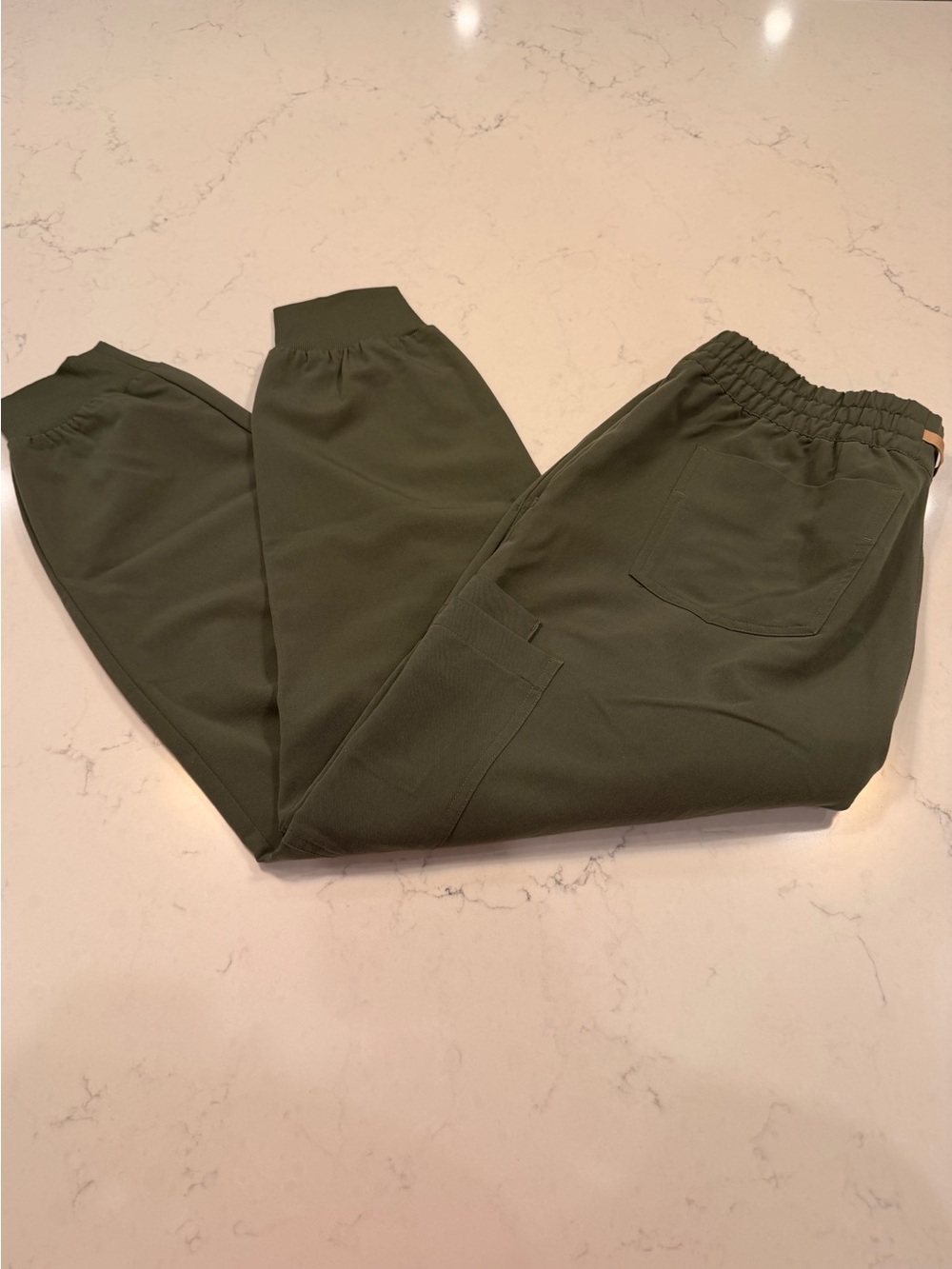 FIGS Moss Scrub Set - Women’s Large Catarina & Large RW Uman - Picture 6 of 8